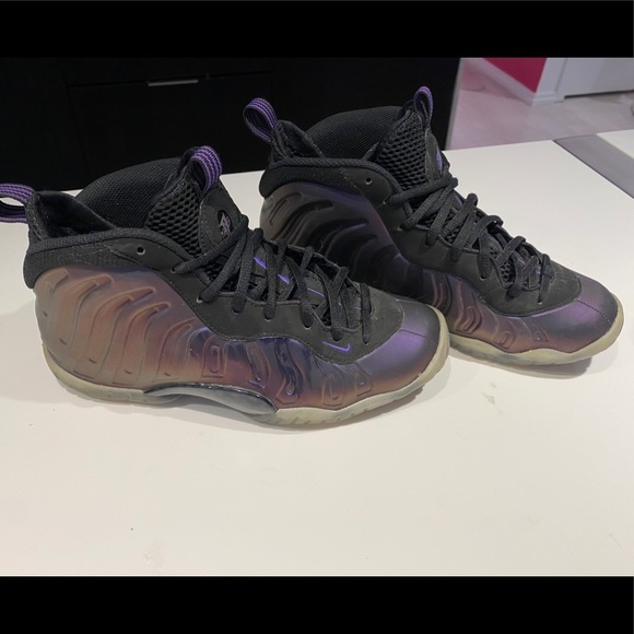 Nike Eggplant Foamposite - Picture 2 of 4